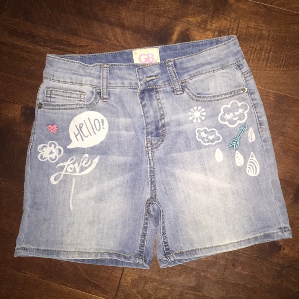 Girls graffiti denim shorts never worn